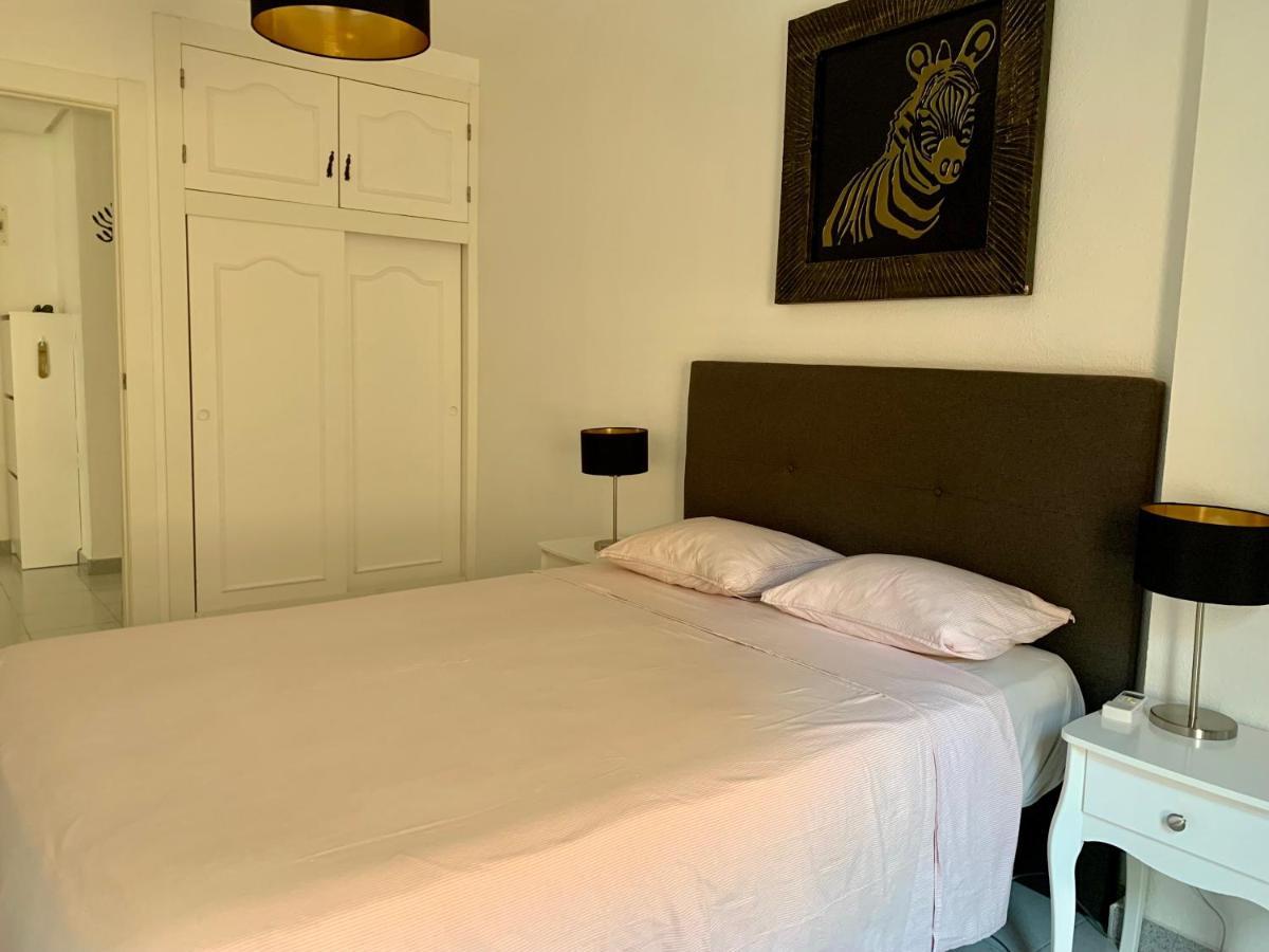 Schoene Wohnung In Zentrum Von Torrevieja Esterno foto